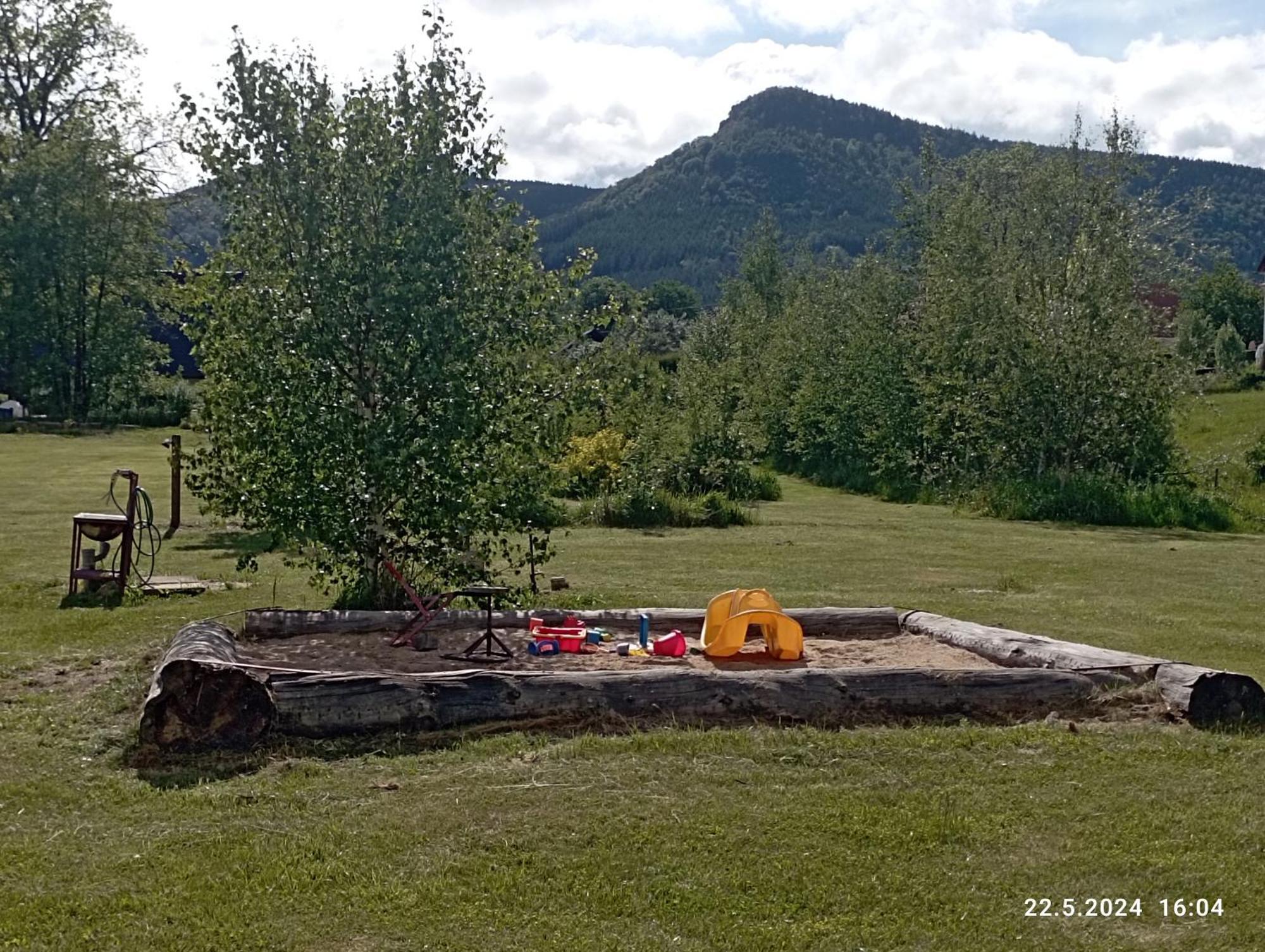 Campsite Stellplatz Bozanov